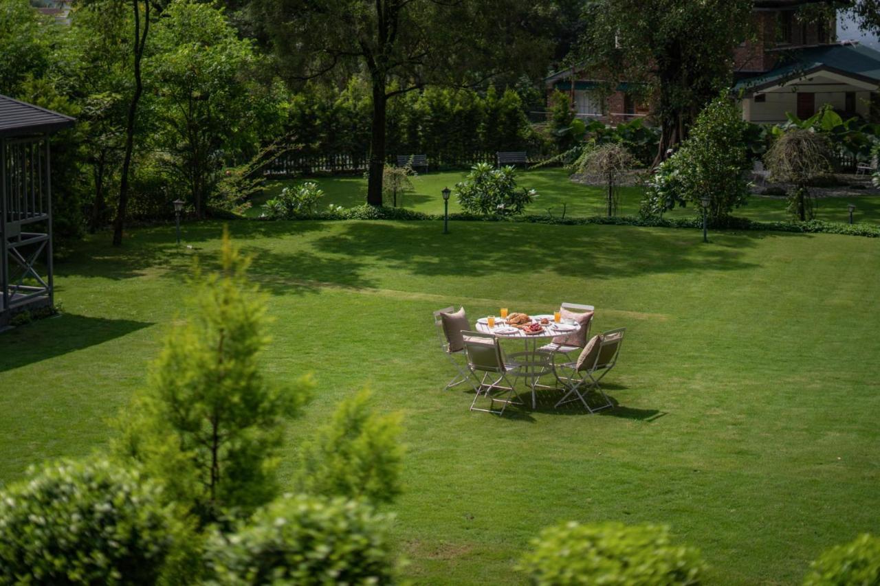 Lohonostays Ivy Cottage Dehradun Bagian luar foto
